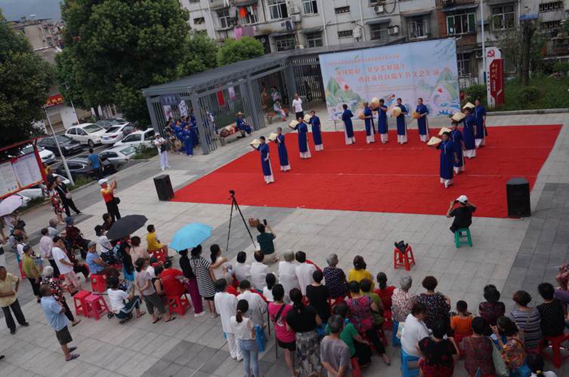 凯里家政服务怎么选？一篇讲透保洁、月嫂、保姆与日常照料那些事